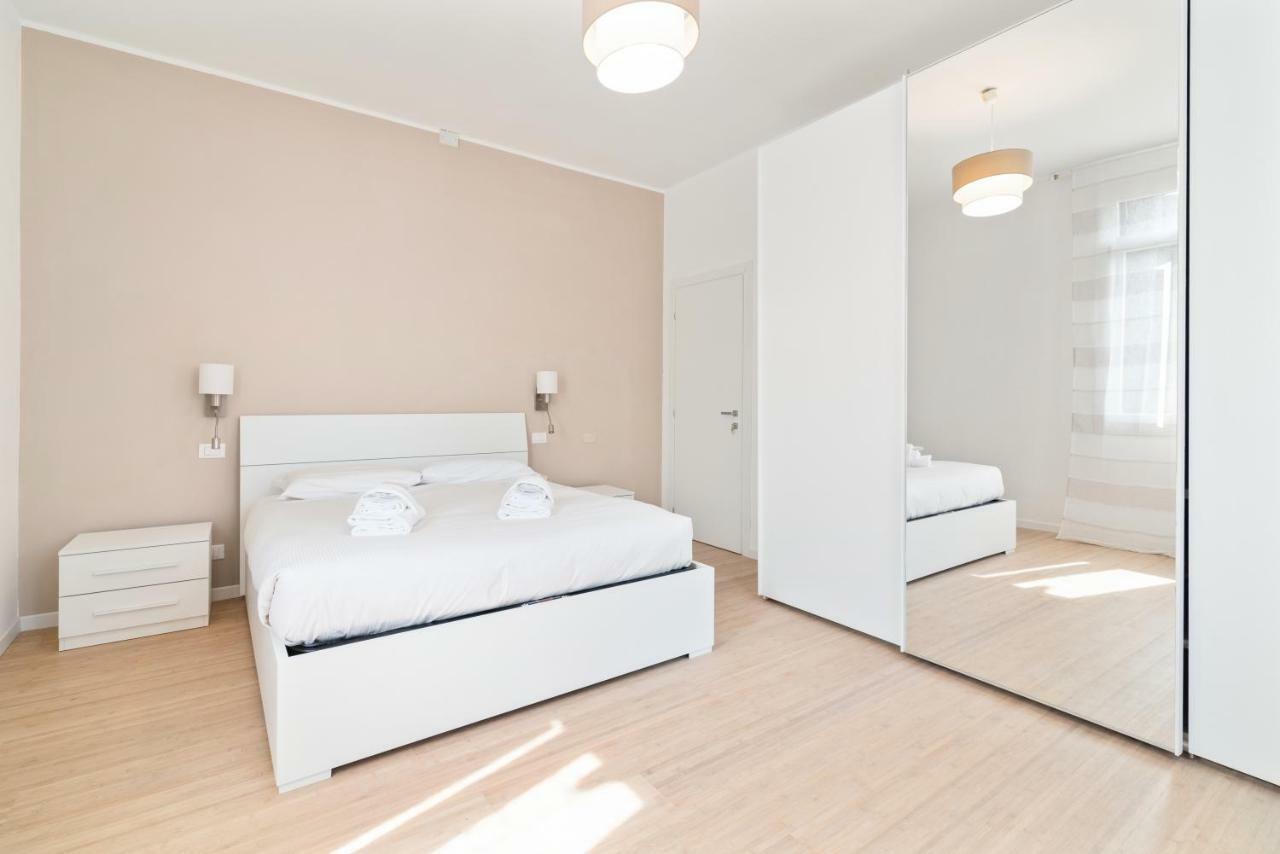 Prato Della Valle Roomy Flat Падуа Екстериор снимка