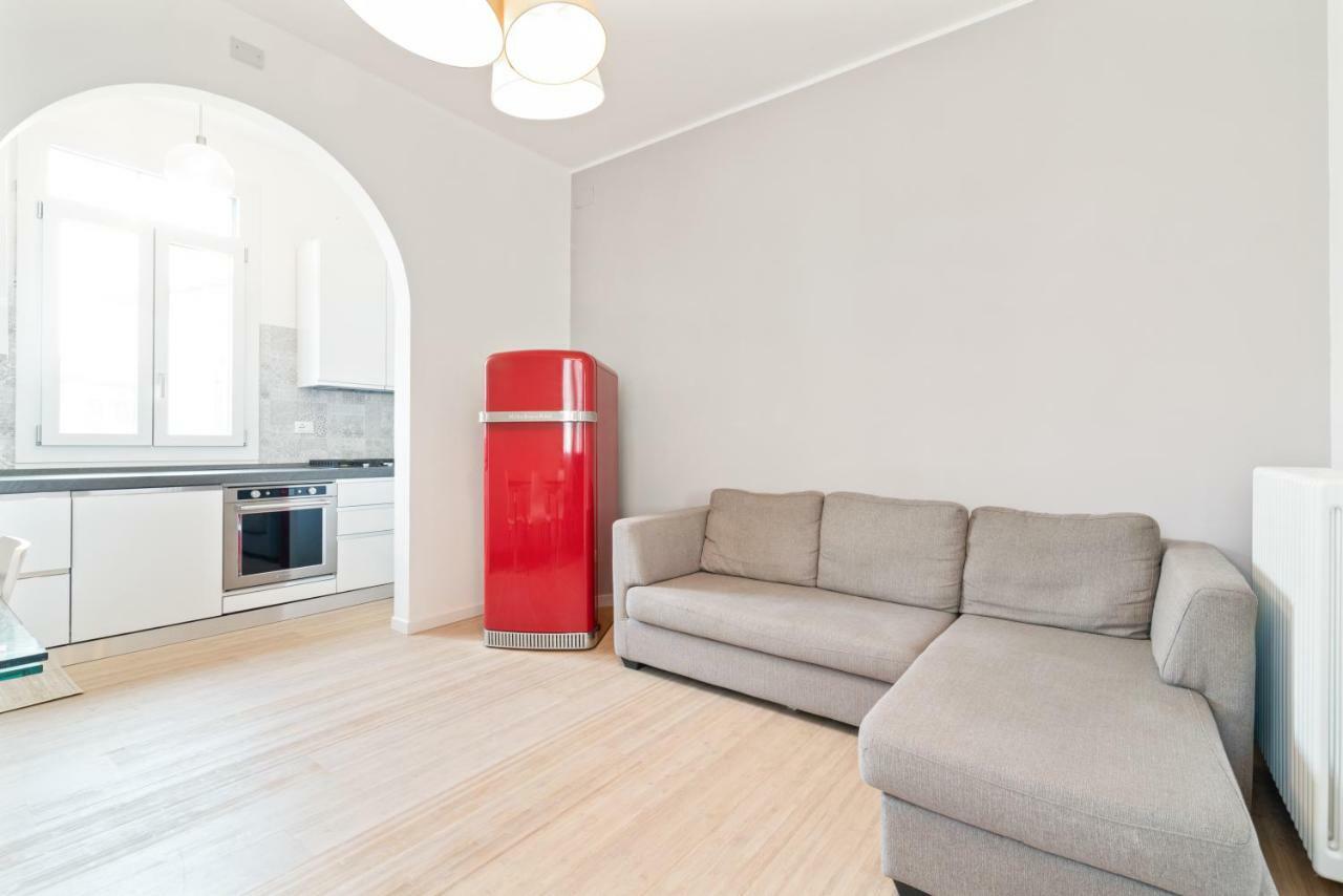 Prato Della Valle Roomy Flat Падуа Екстериор снимка